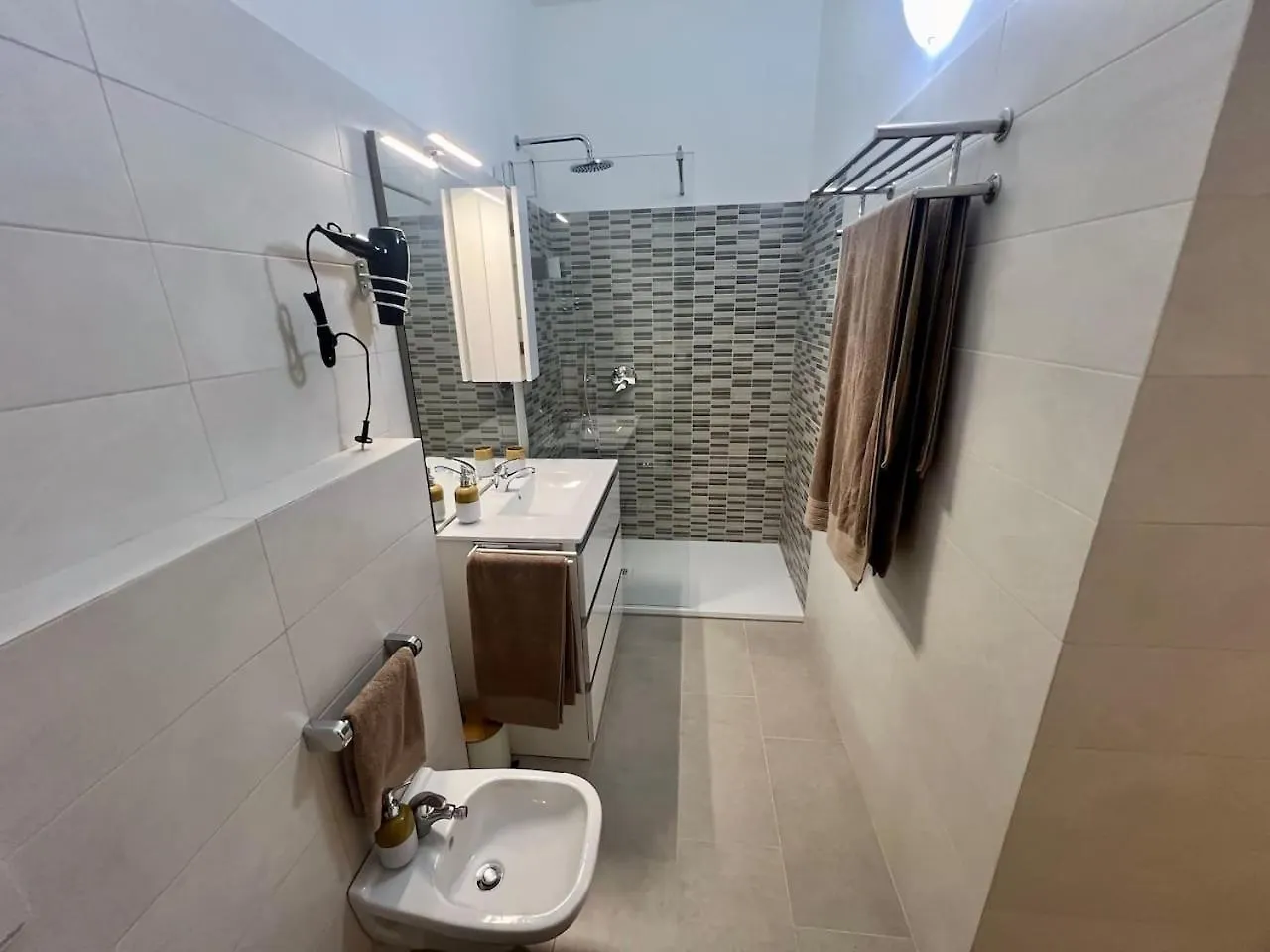 Apartment Blue'S Place - Vicino Stazione Chiasso Como