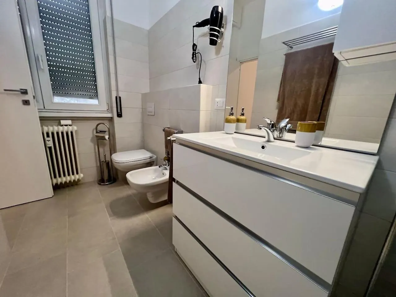 Blue'S Place - Vicino Stazione Chiasso Como