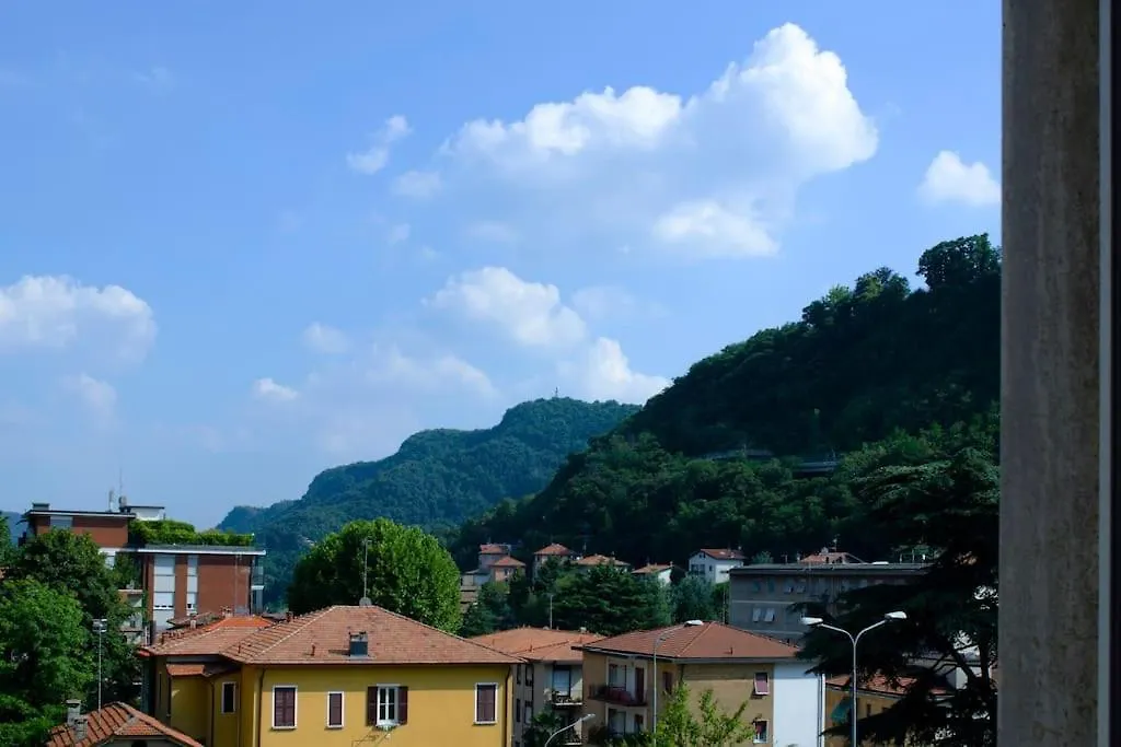 Blue'S Place - Vicino Stazione Chiasso Como 0*,  Italy