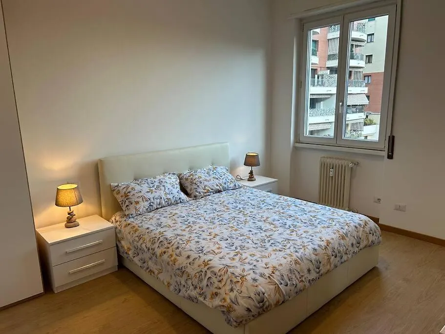 Blue'S Place - Vicino Stazione Chiasso Como